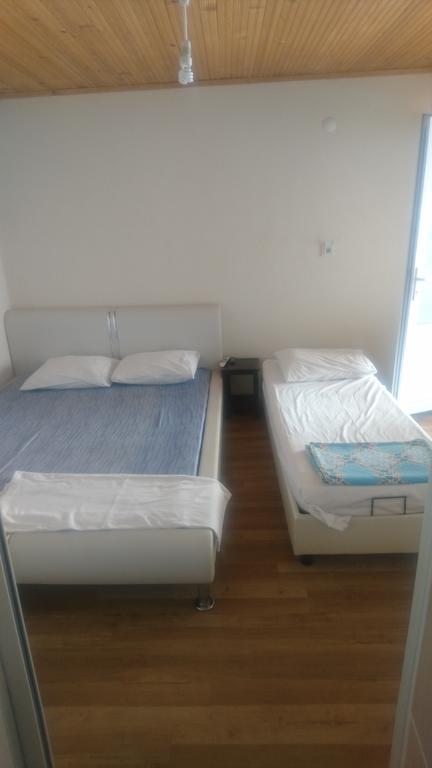 Erkin Apart Hotel Karsiyaka  Eksteriør bilde